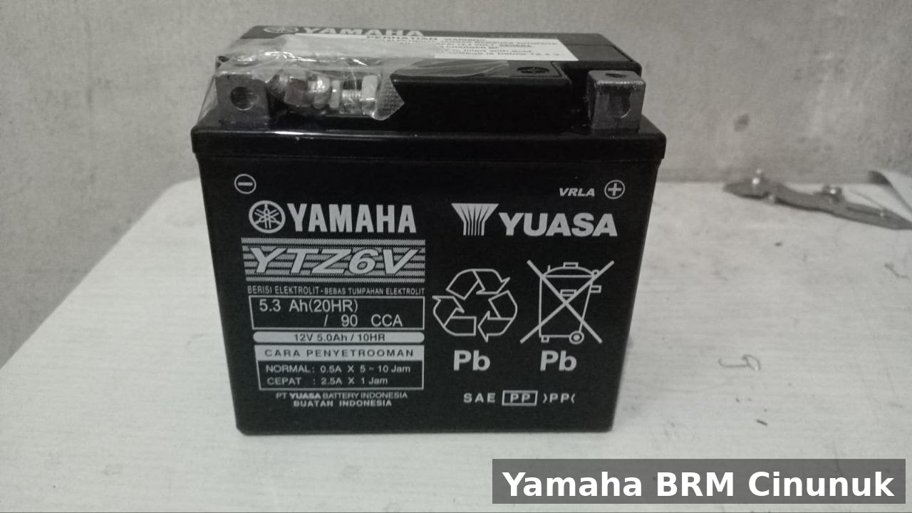 Aki bawaan NMAX Turbo series: Yamaha/Yuasa YTZ6V, 12 V 5,3 Ah. Foto bengkel BRM Cinunuk.